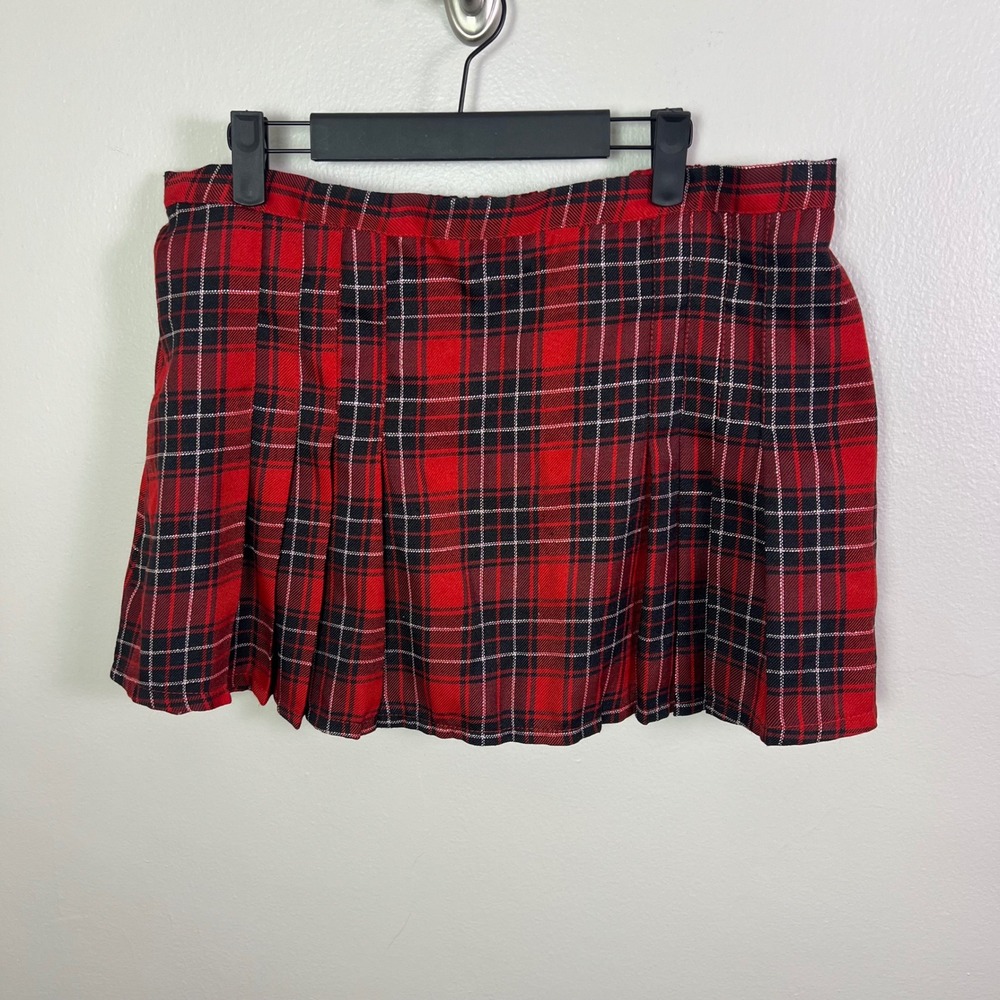 Hips & Curves 1X Red Plaid Pleated Mini Skirt Tartan Schoolgirl Grunge